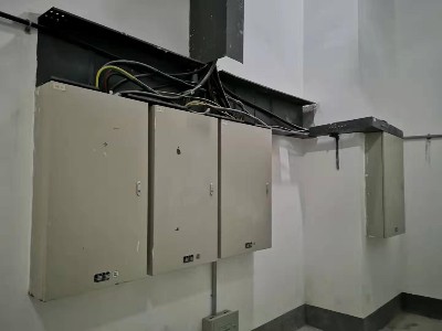 八月天氣變化大,低壓配電箱需要做維護(hù)嗎【千亞電氣】