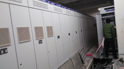 二級配電箱可以放在草地上嗎【千亞電氣】